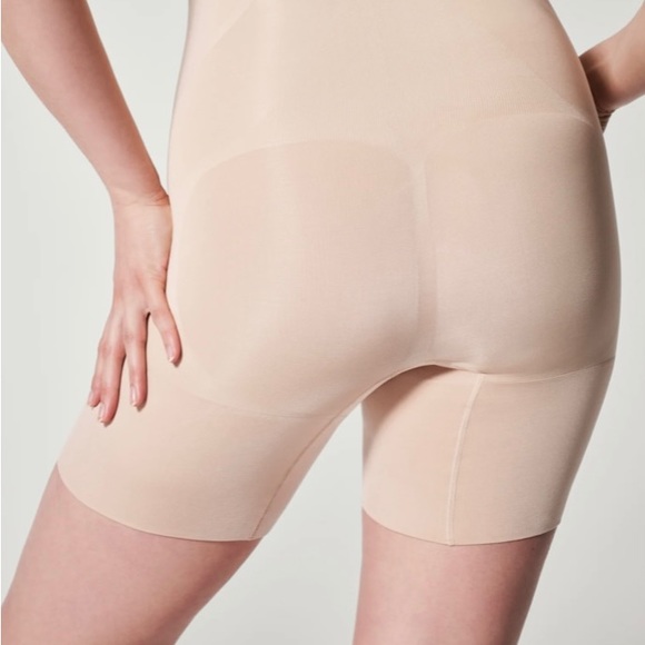 SPANX by Sara Blakely Shapewear - Picture 2 of 8
